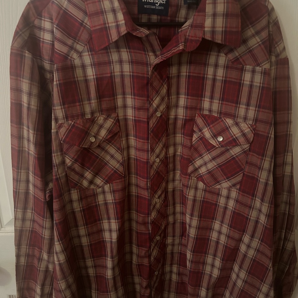 Wrangler Red Plaid Casual Button Down Shirt
